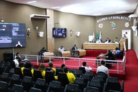 Com R$ 3,9 milhões em emendas impositivas, Câmara aprova o Orçamento 2025